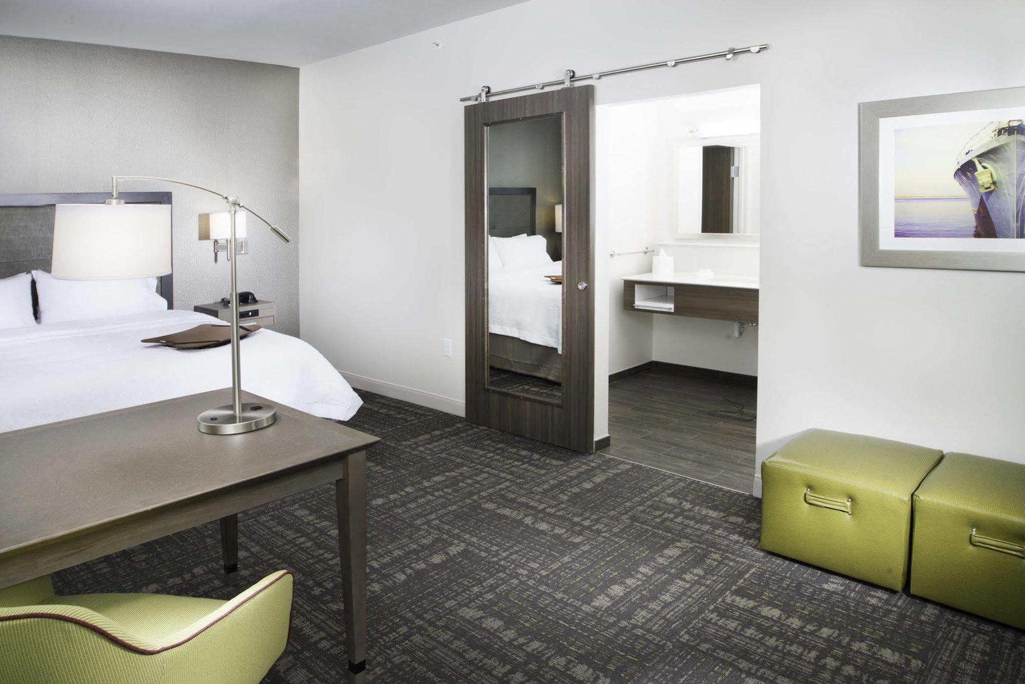 Hampton Inn&suites La Porte, Tx 3* La Porte