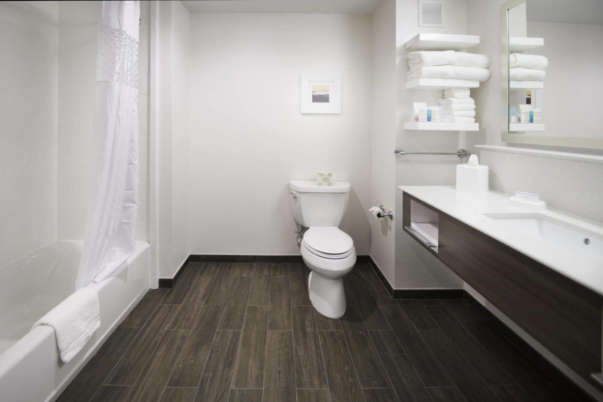 Hampton Inn&suites La Porte, Tx La Porte